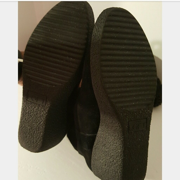 LOFT Ann Taylor Tall Wedge Suede Boots size 8.5 M - Picture 4 of 6
